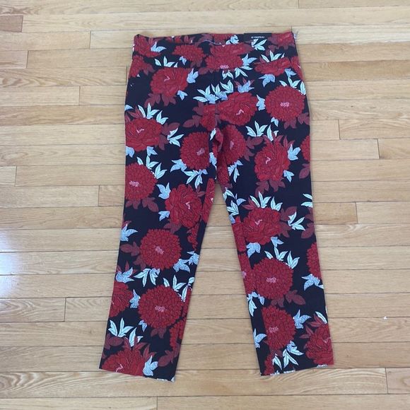 🔴 2 for $25 LE CHATEAU cropped pants size 12 - Picture 1 of 10